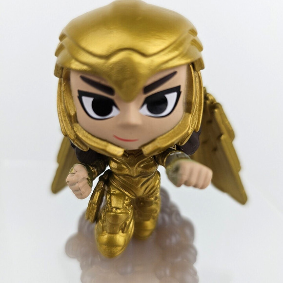 Funko Mystery Minis DC Comics Wonder Woman 1984 Gold Flying Pose Vinyl Figure 3" - Picture 2 of 11